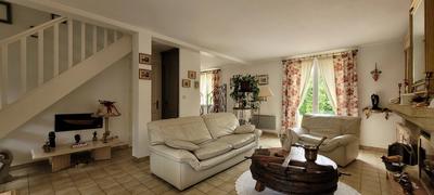 Maison - 113 m² - 6 pièces