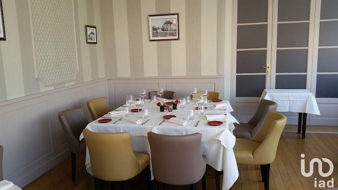 Local commercial - 934 m²