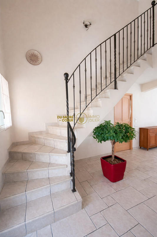 Villa - 183 m² - 5 pièces