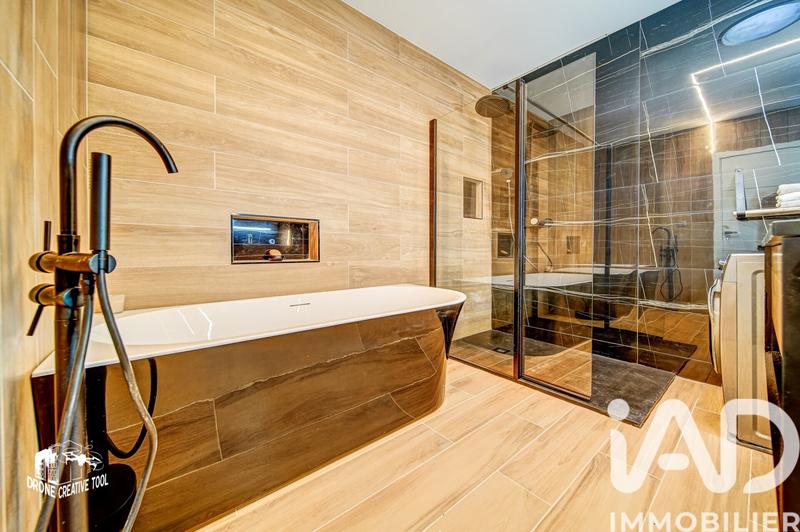 Maison - 160 m² - 6 pièces