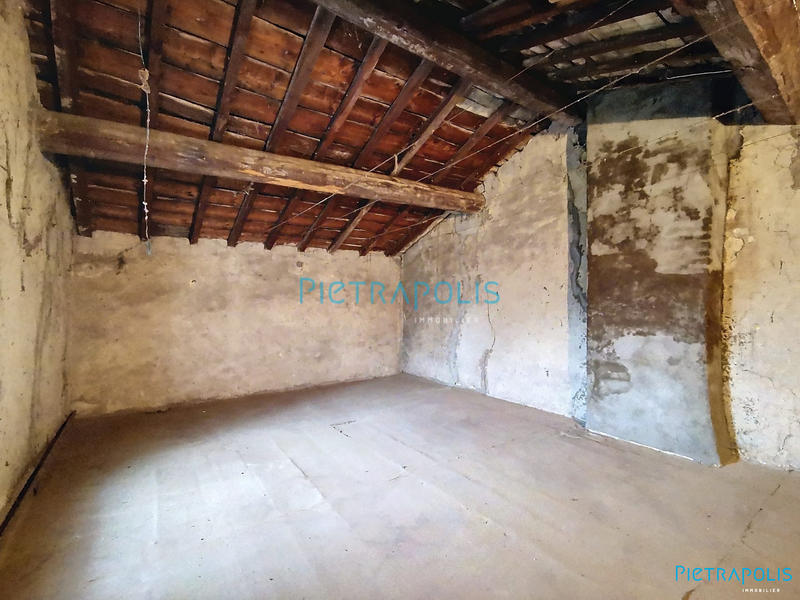 Maison ancienne - 250 m² - 7 pièces