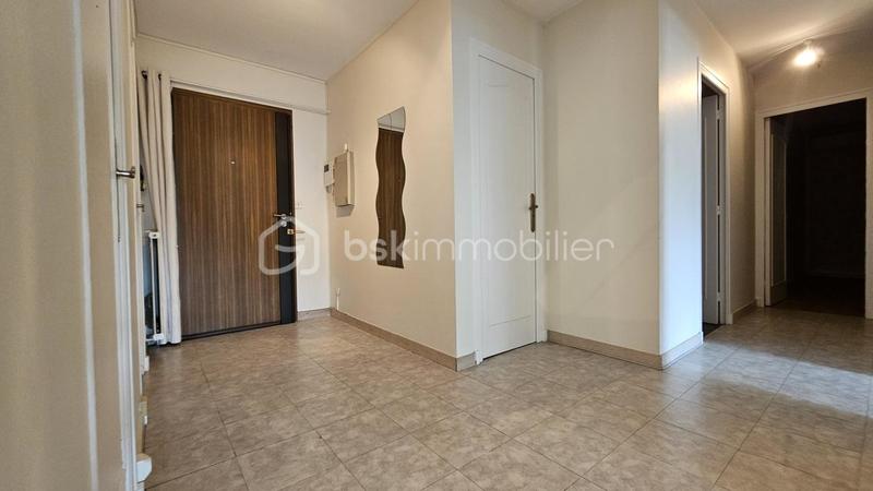 Appartement - 87 m² - 4 pièces