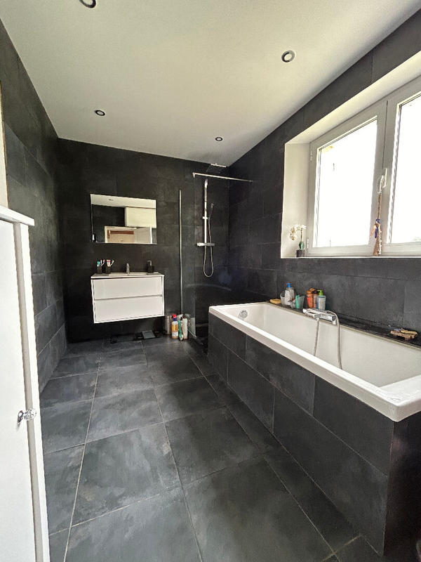 Maison - 148 m² - 5 pièces