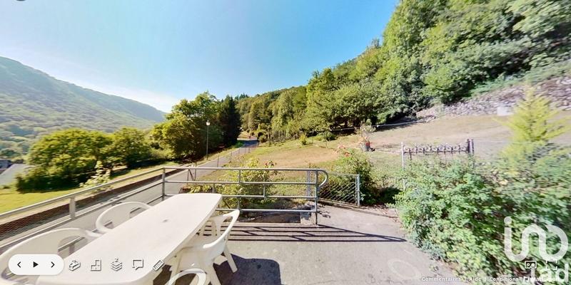 Maison de village - 157 m² - 9 pièces