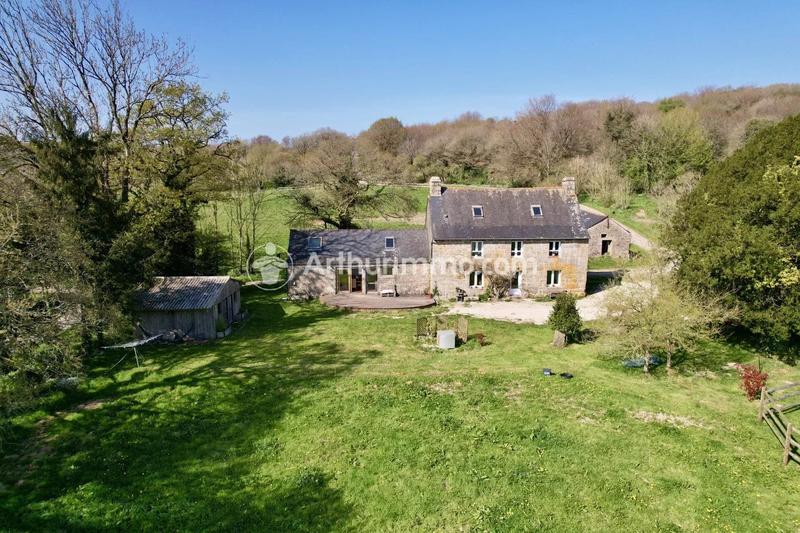 Maison - 157 m² - 6 pièces