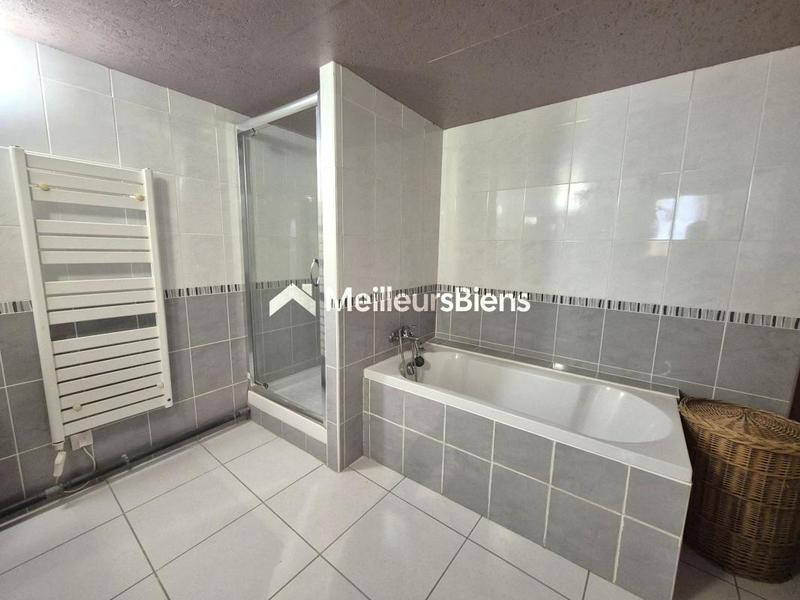 Maison de village - 105 m² - 4 pièces