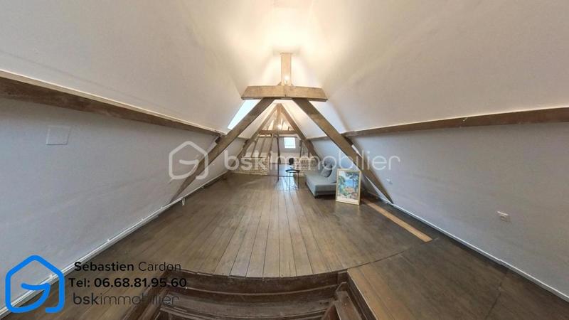 Corps de ferme - 213 m² - 7 pièces