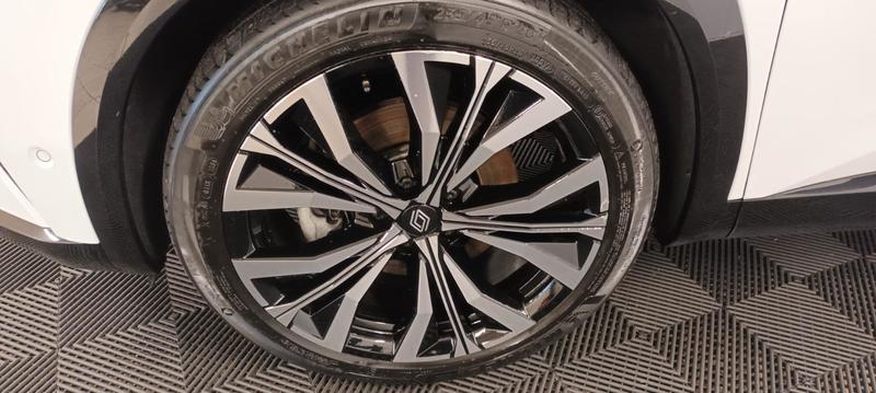 Renault Austral E-Tech hybrid 200 Iconic