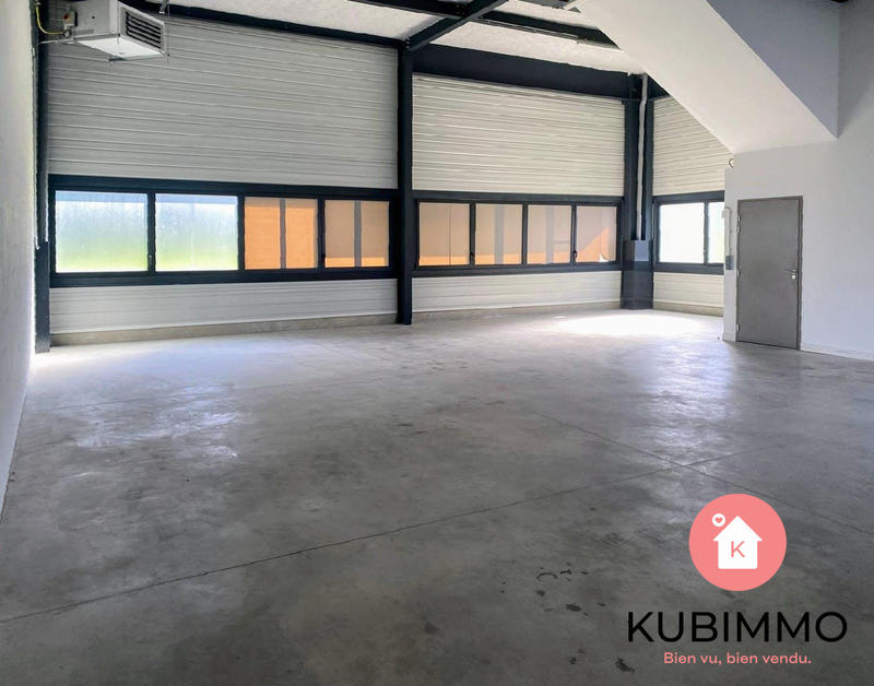 Local commercial - 262 m²