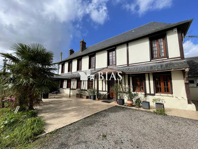 Maison - 160 m² - 6 pièces