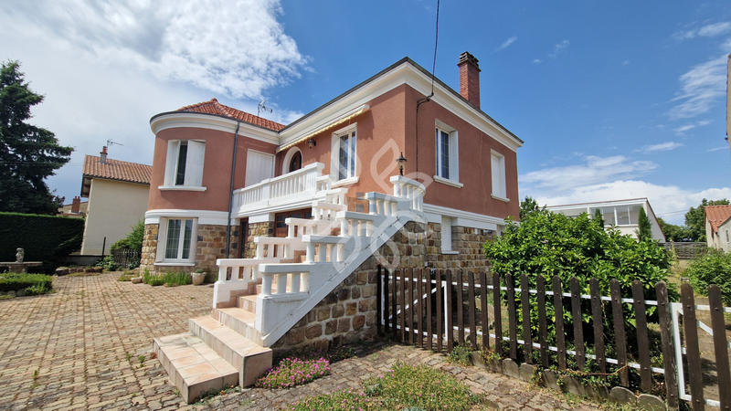 Maison - 149 m² - 6 pièces