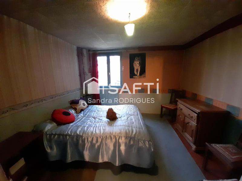 Maison - 104 m² - 4 pièces