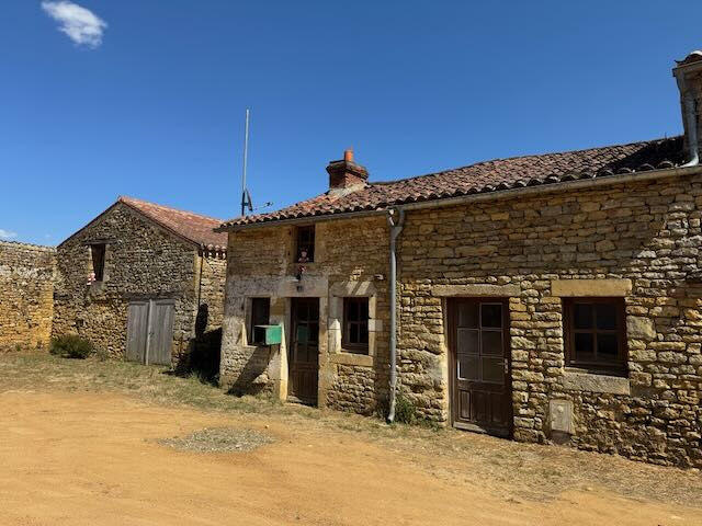 Maison - 183 m² - 8 pièces