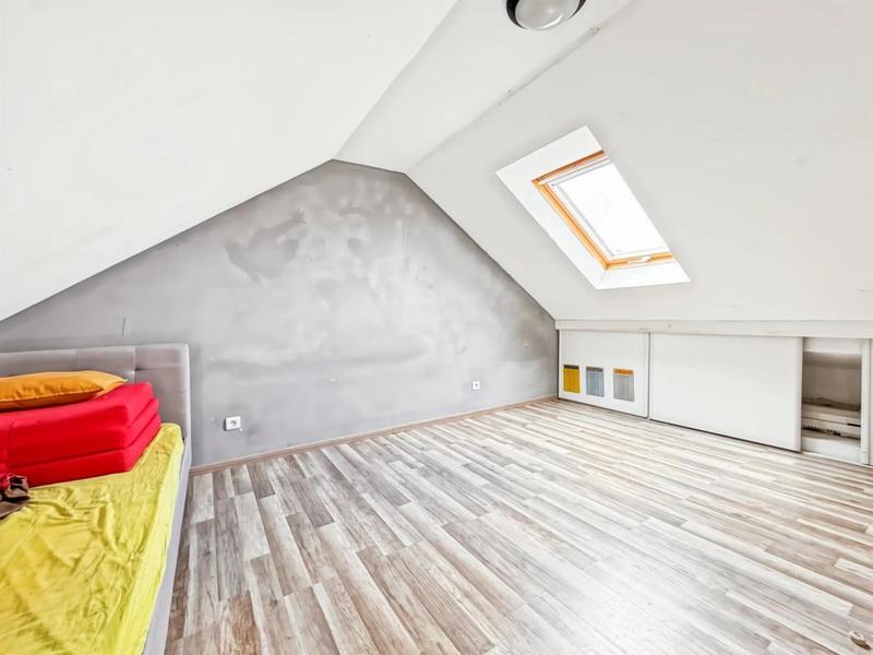 Maison - 80 m² - 5 pièces