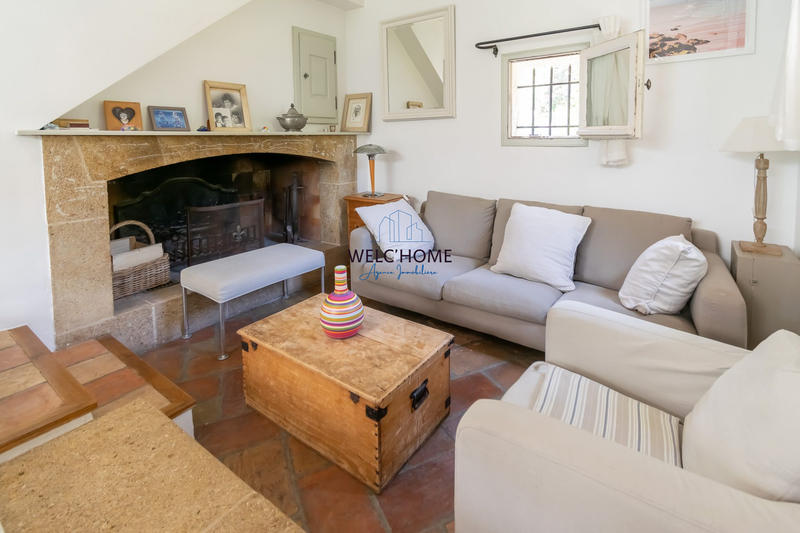 Villa - 234 m² - 8 pièces