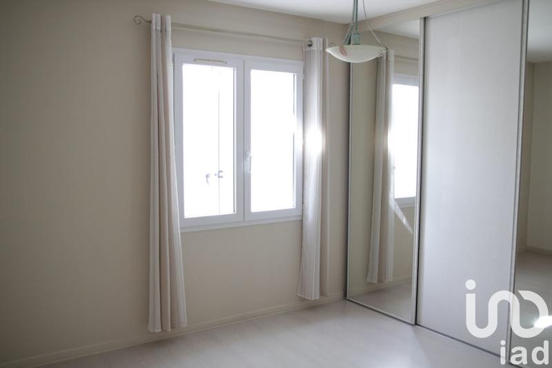 Maison - 220 m² - 8 pièces