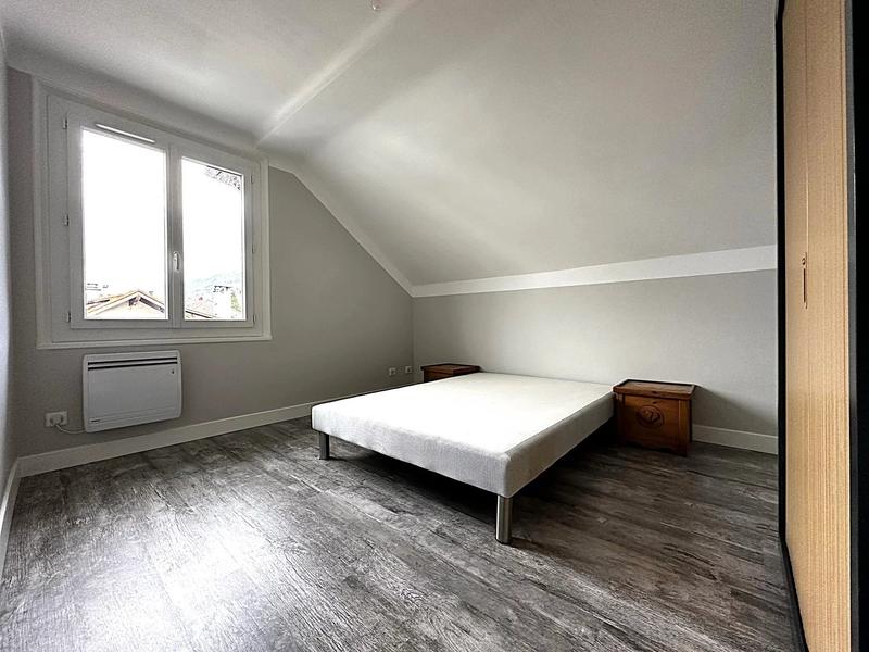 Appartement - 76 m² - 5 pièces