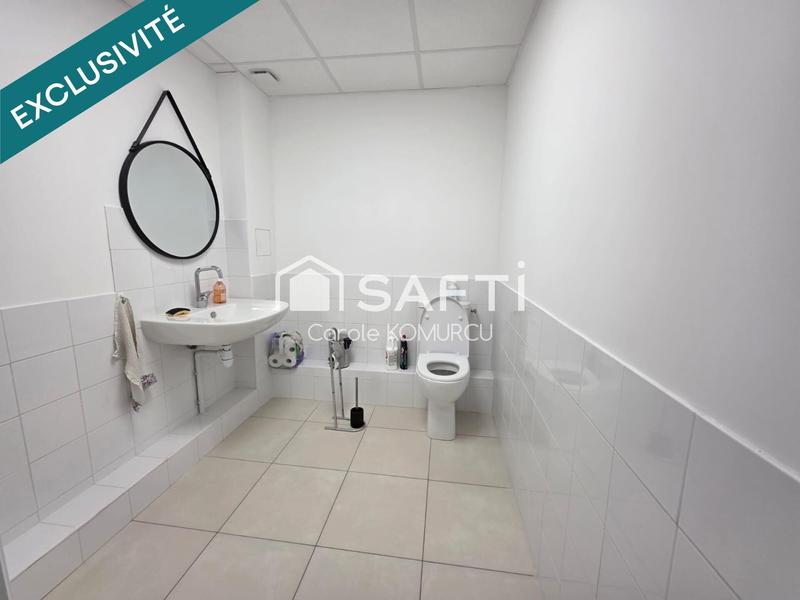 Bureau - 161 m² - 5 pièces