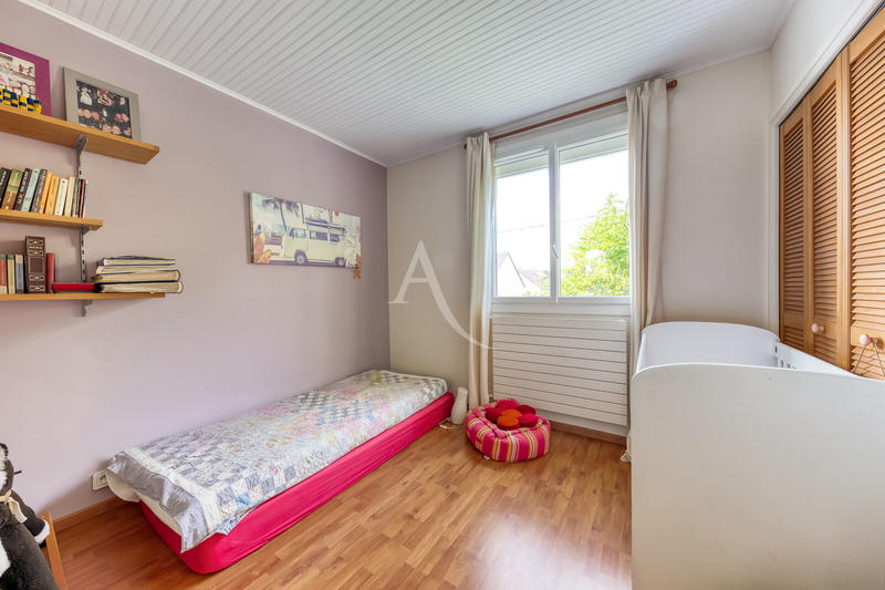 Maison - 122 m² - 6 pièces