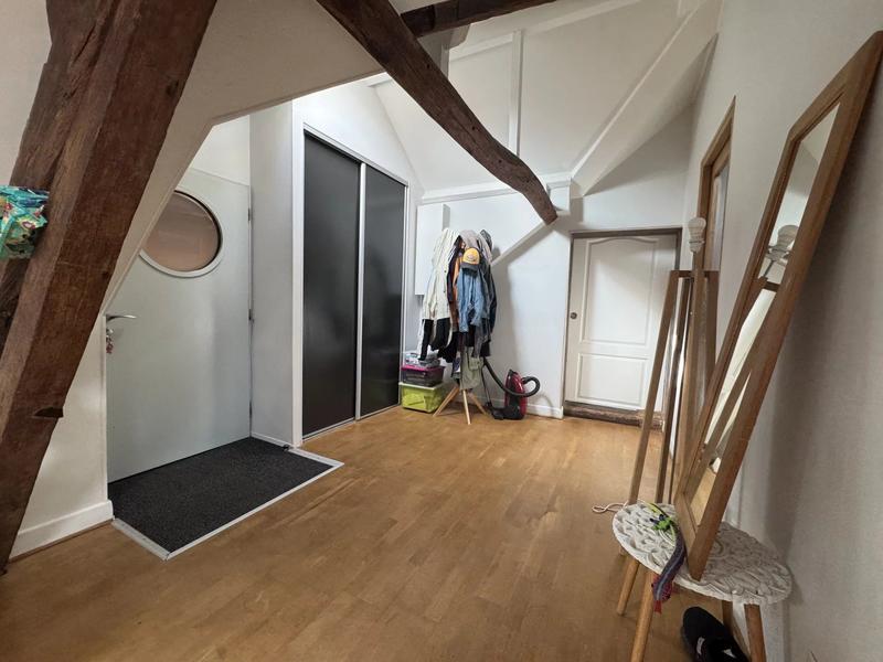 Appartement - 81 m² - 3 pièces