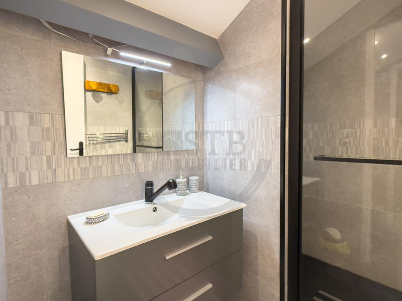 Propriété - 155 m² - 7 pièces