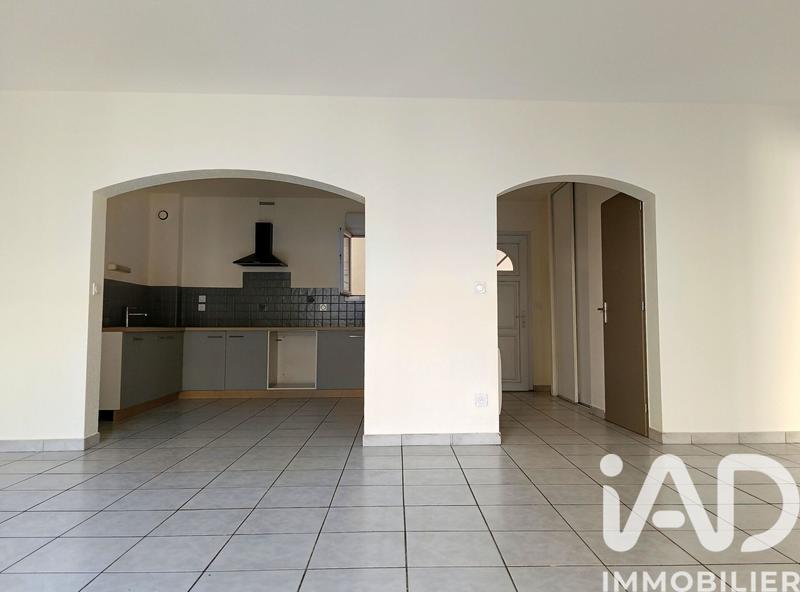 Appartement - 81 m² - 3 pièces