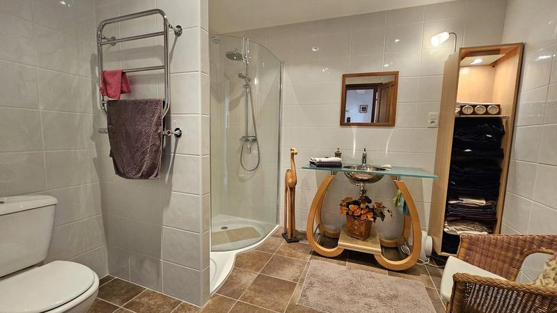 Maison traditionnelle - 226 m² - 7 pièces