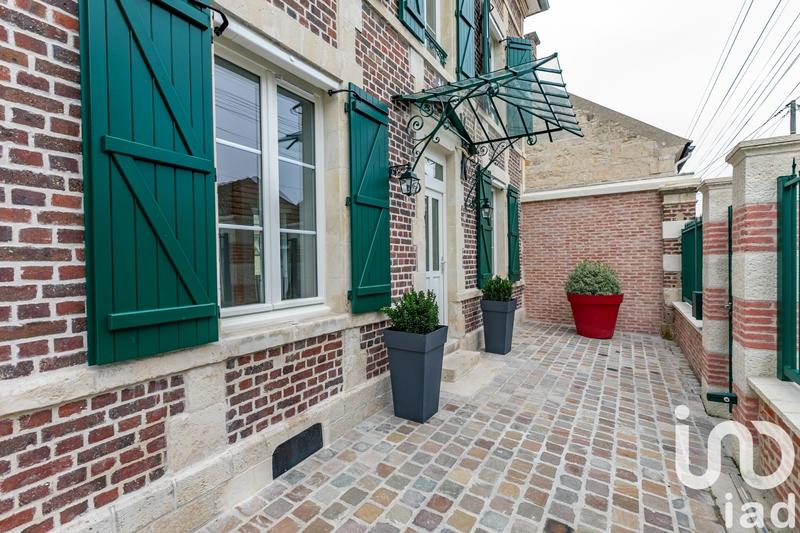 Maison - 140 m² - 6 pièces