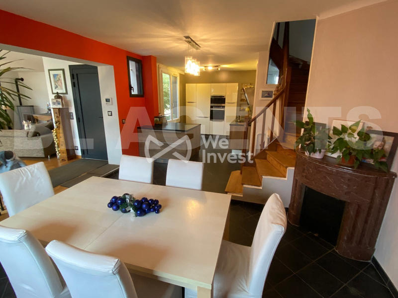 Maison - 170 m² - 6 pièces