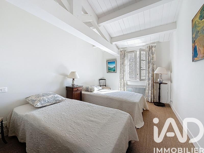 Maison - 195 m² - 7 pièces