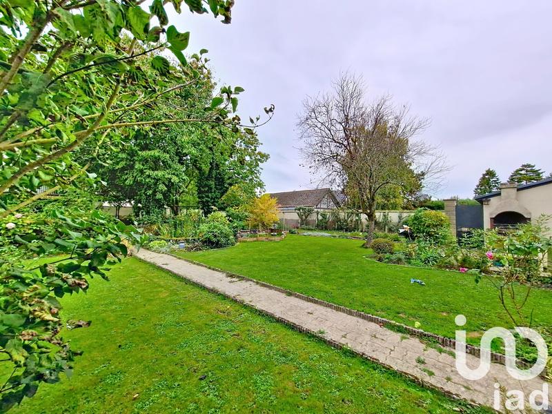 Maison - 197 m² - 9 pièces