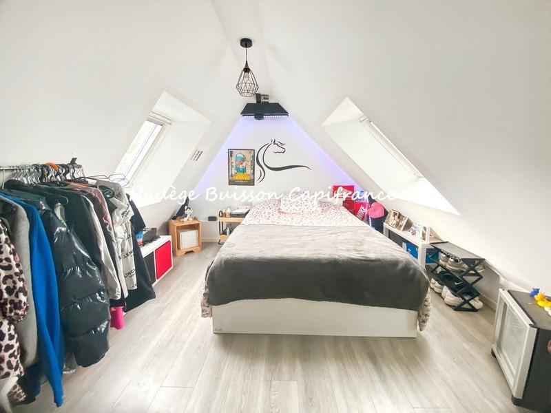 Maison traditionnelle - 140 m² - 7 pièces