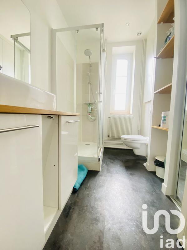 Maison - 177 m² - 9 pièces