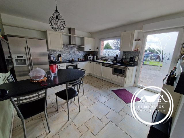 Maison - 150 m² - 5 pièces