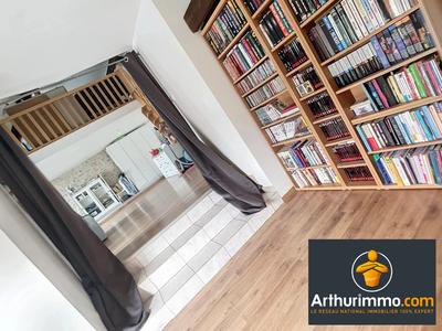 Appartement - 64 m² - 2 pièces