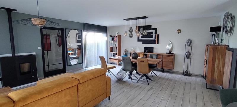 Maison - 95 m² - 3 pièces