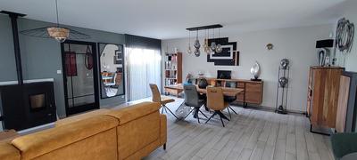 Maison - 95 m² - 3 pièces