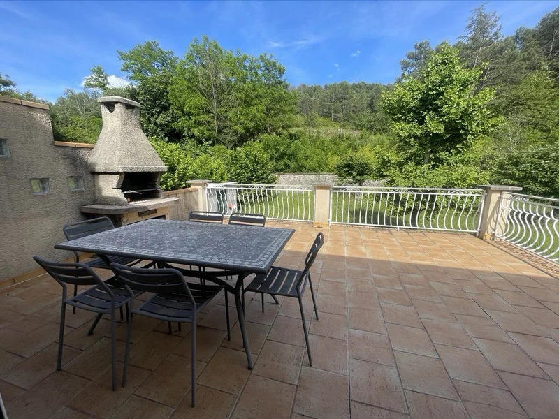 Maison - 132 m² - 7 pièces