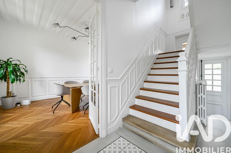 Maison - 198 m² - 5 pièces