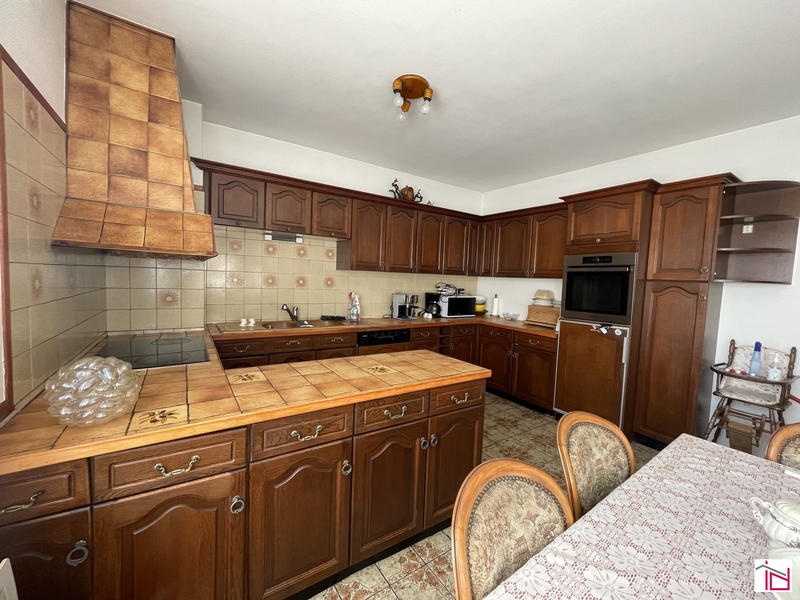 Maison - 175 m² - 5 pièces