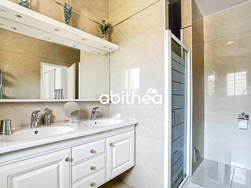 Villa - 156 m² - 5 pièces