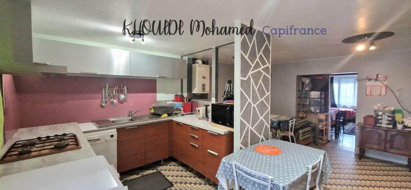 Maison - 196 m² - 7 pièces