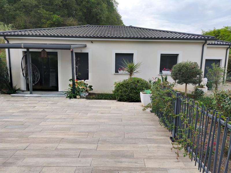 Maison - 97 m² - 4 pièces