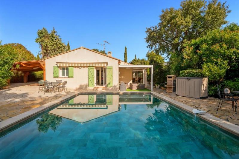 Maison - 186 m² - 5 pièces