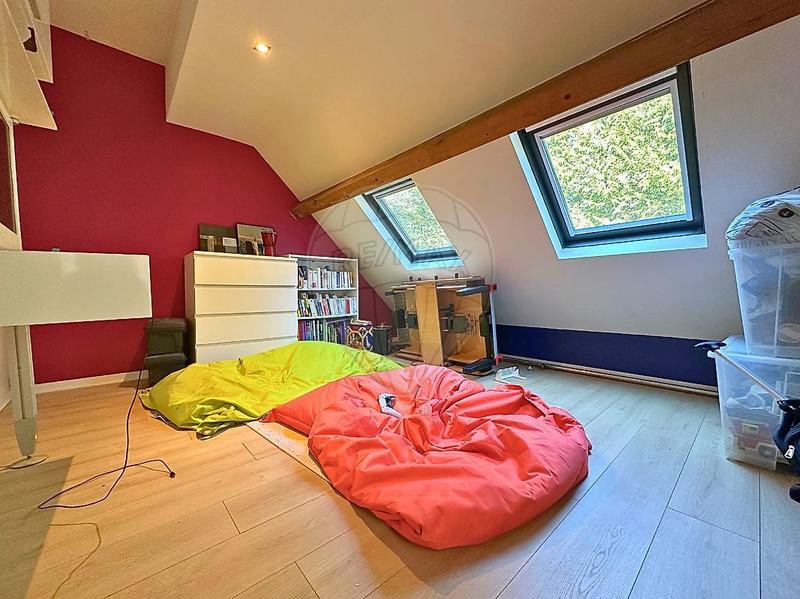 Maison - 175 m² - 8 pièces