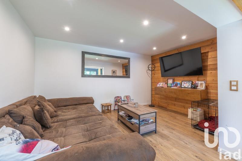 Châlet - 223 m² - 8 pièces