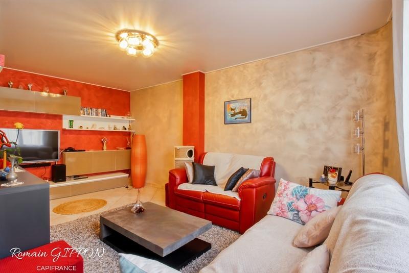 Maison - 212 m² - 9 pièces