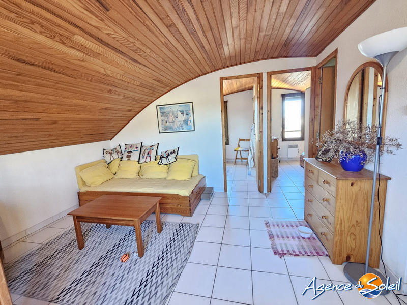 Appartement - 77 m² - 5 pièces