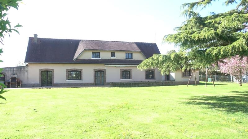 Maison - 186 m² - 7 pièces