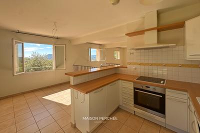 Villa - 104 m² - 4 pièces